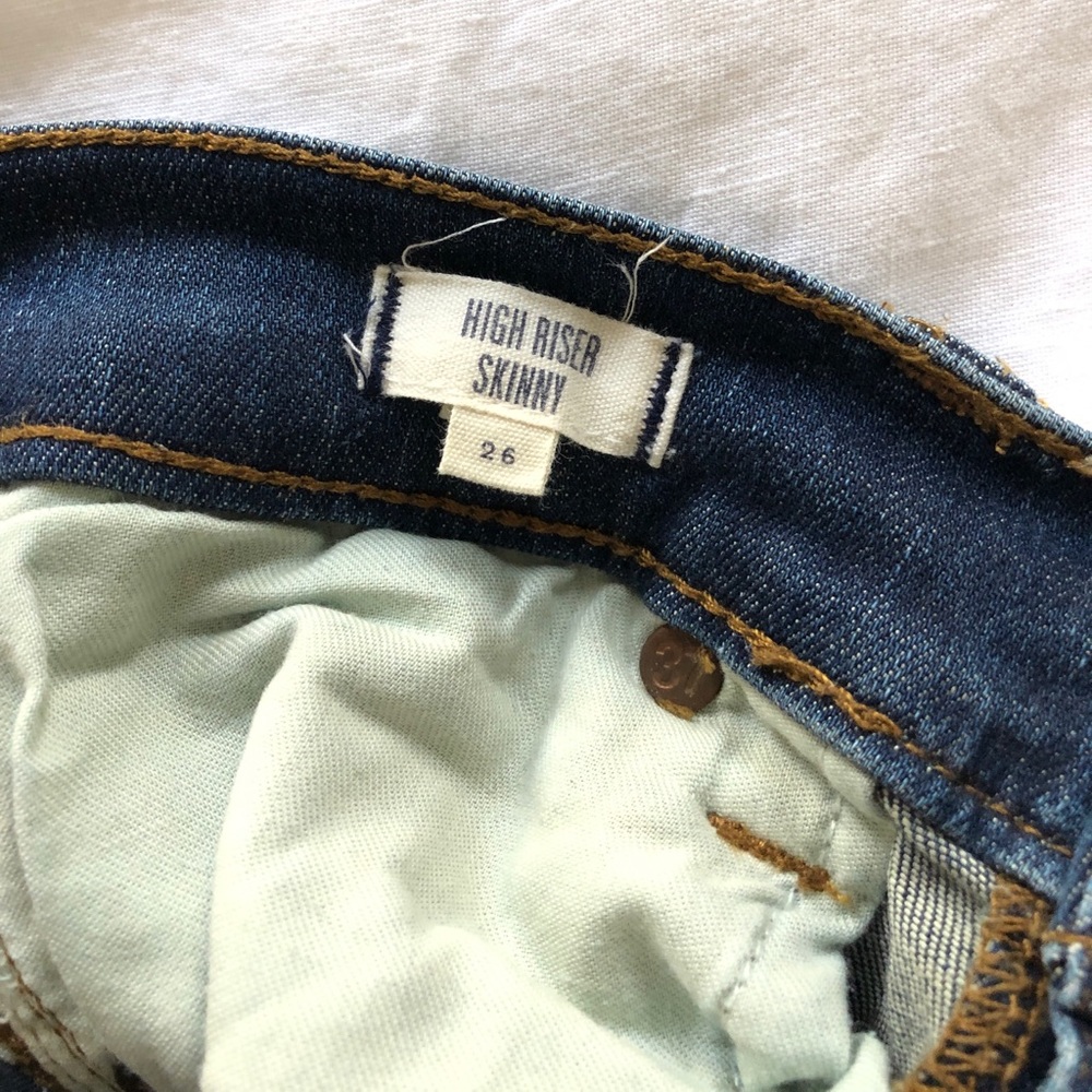 Madewell High Rise Skinny - Medium Wash - Picture 4 of 4